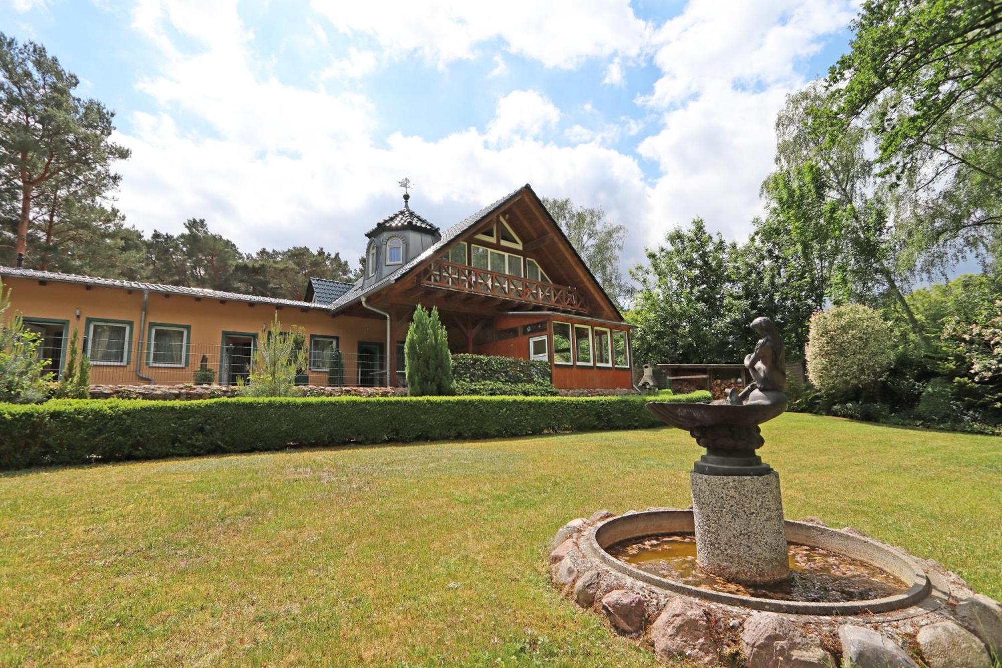 Ferienhaus Star Villa-Paelitzsee Grosszerlang Bagian luar foto